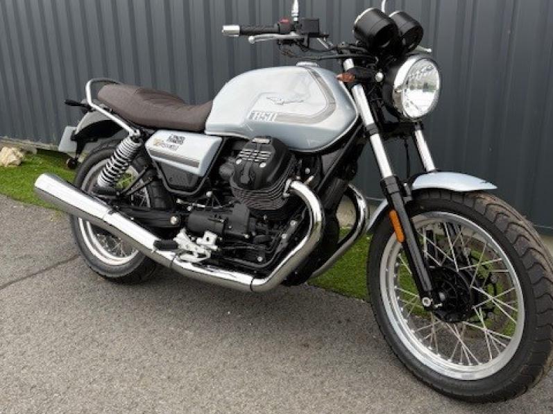 MOTO GUZZI V7 SPECIAL