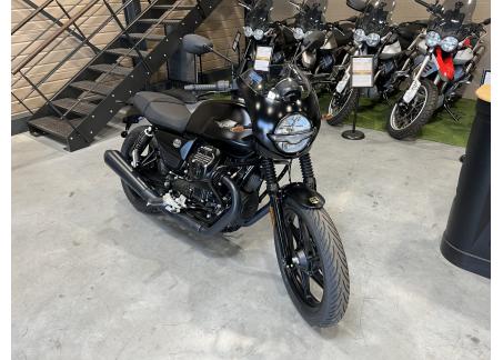 MOTO GUZZI V7 STONE
