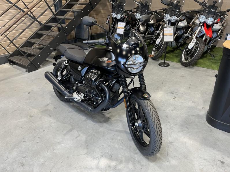 MOTO GUZZI V7 STONE