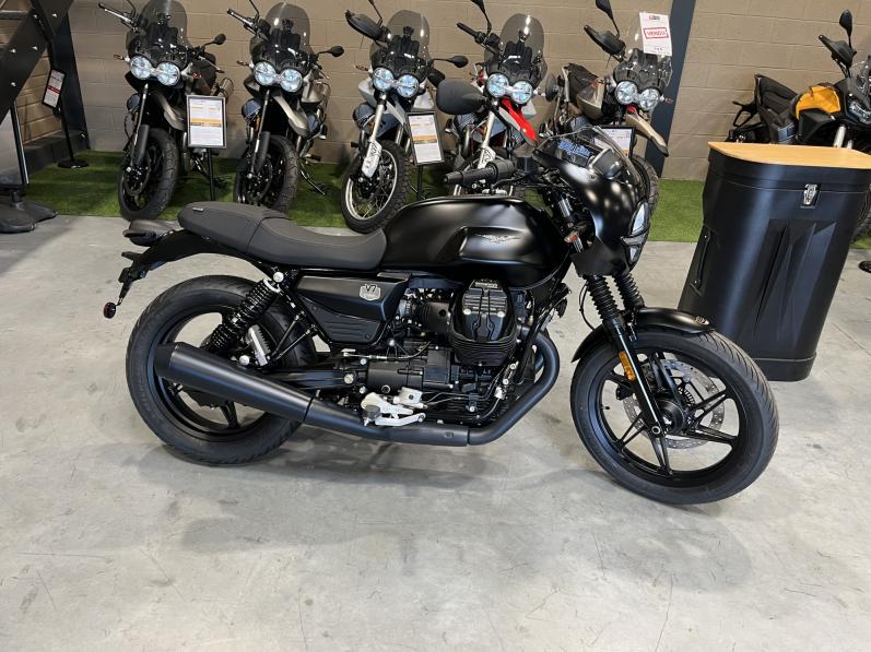 MOTO GUZZI V7 STONE