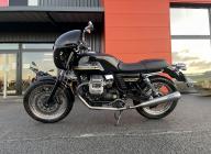 MOTO GUZZI V7