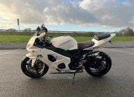 SUZUKI GSX-R 600