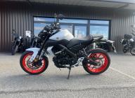 YAMAHA MT-125