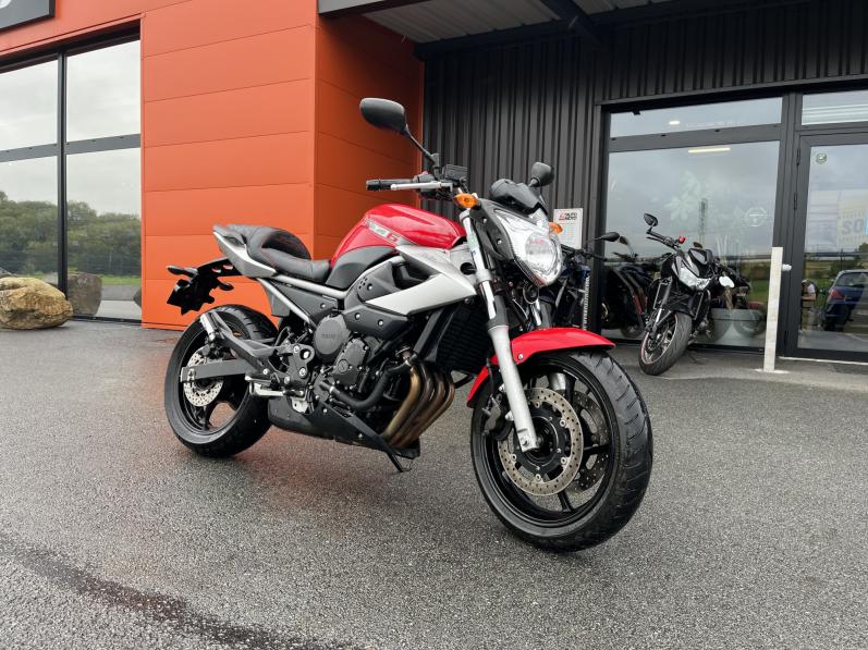 YAMAHA XJ6-N